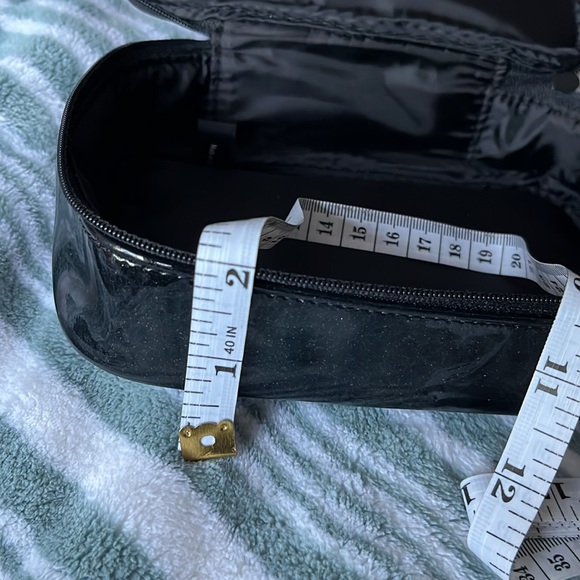 Benefit Make up Bag - NEW - Picture 6 of 6